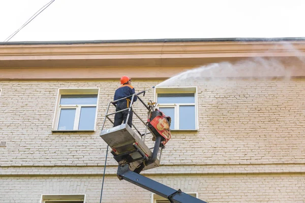 Высотный клининг